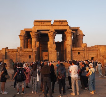 18 Ottobre - EDFU / KOM OMBO / ASWAN - Foto 1/3